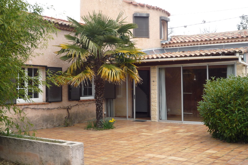 Maison / Villa ROCBARON