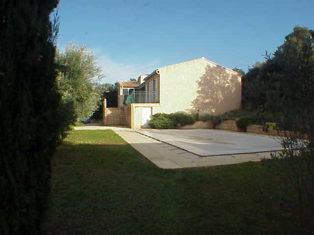Maison / Villa GAREOULT