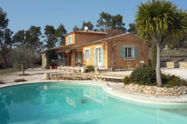 Maison / Villa ROCBARON