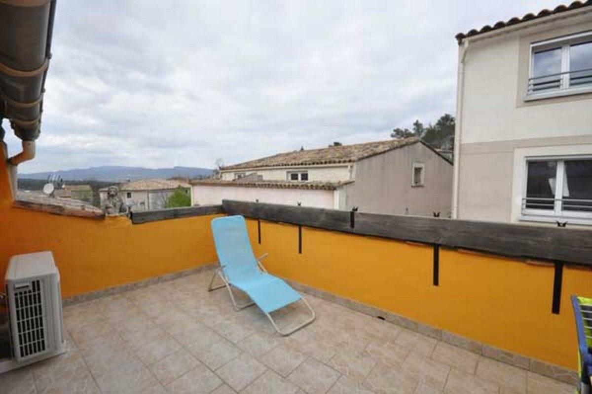Maison / Villa ROCBARON
