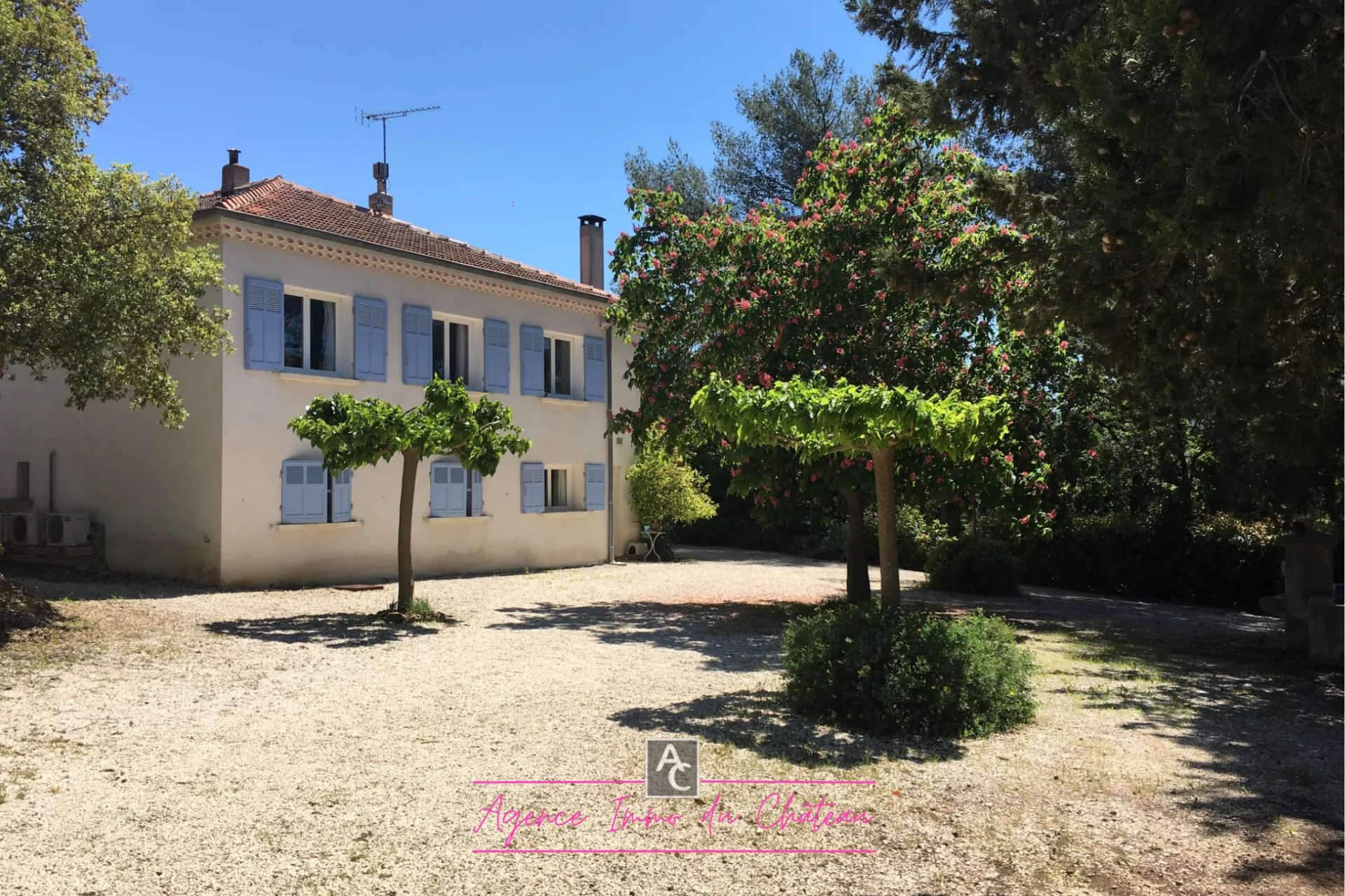 Vente Maison 200m² 8 Pièces à Hyères (83400) - Agence Du Château