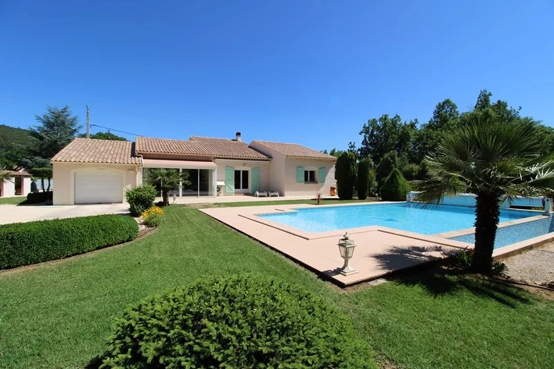 Maison-Villa - Garoult