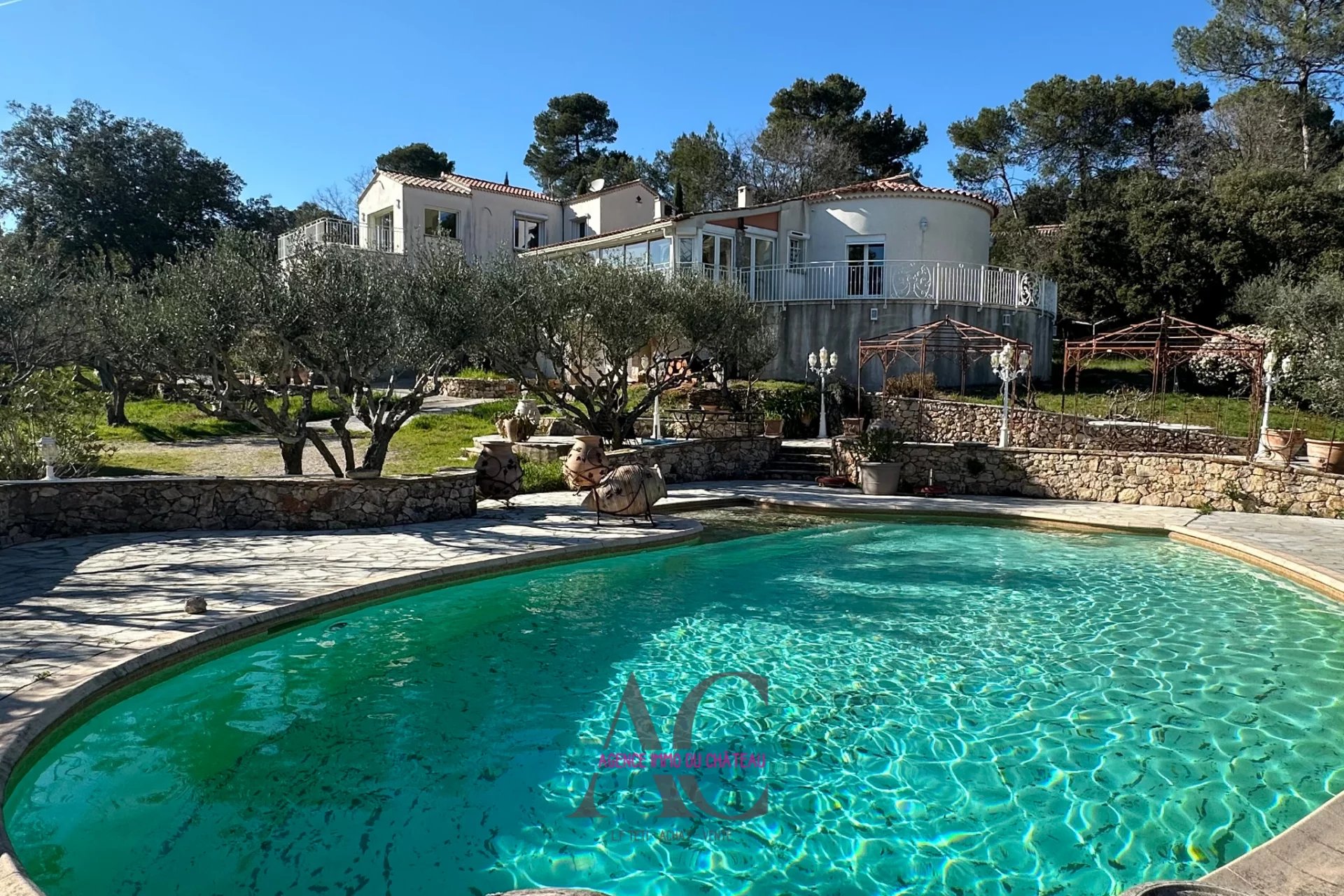 Maison-Villa - Gar�oult