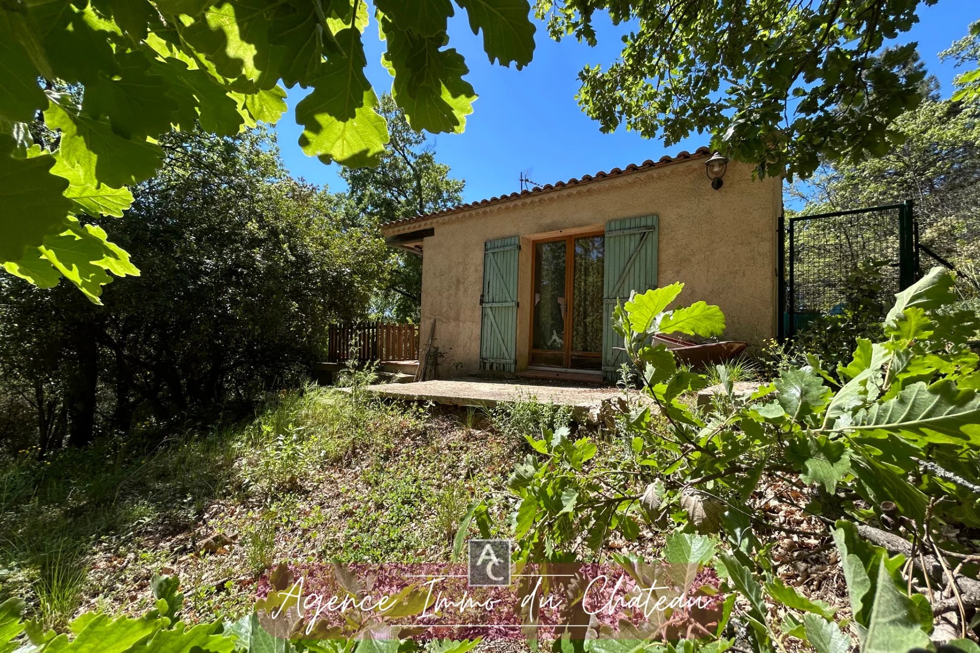 Maison-Villa - Sainte-Anastasie-sur-Issole