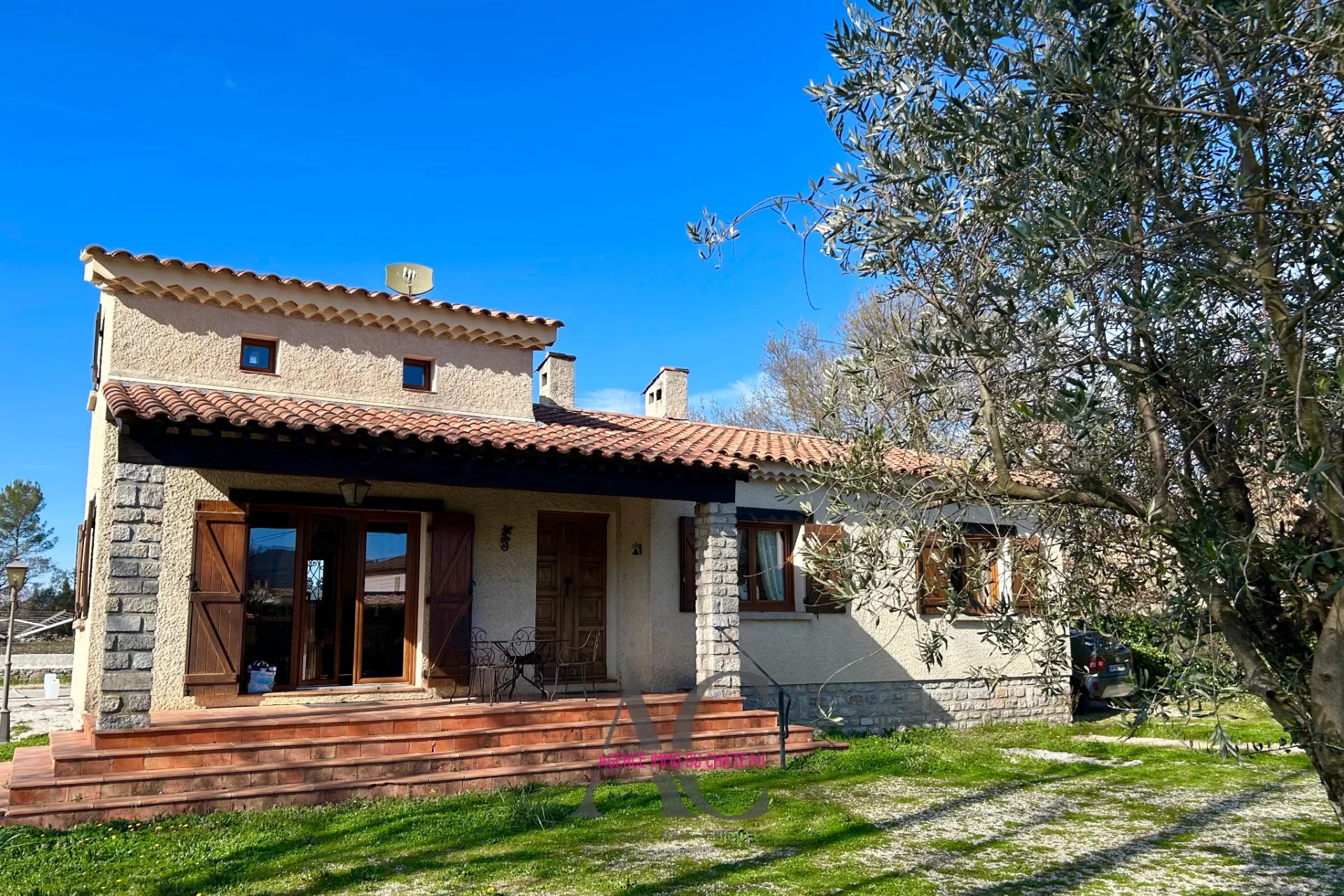 Maison-Villa - N�oules